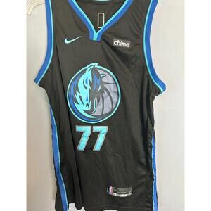 Dallas Mavericks Doncic NBA Authentic Swingman Jersey Size 52